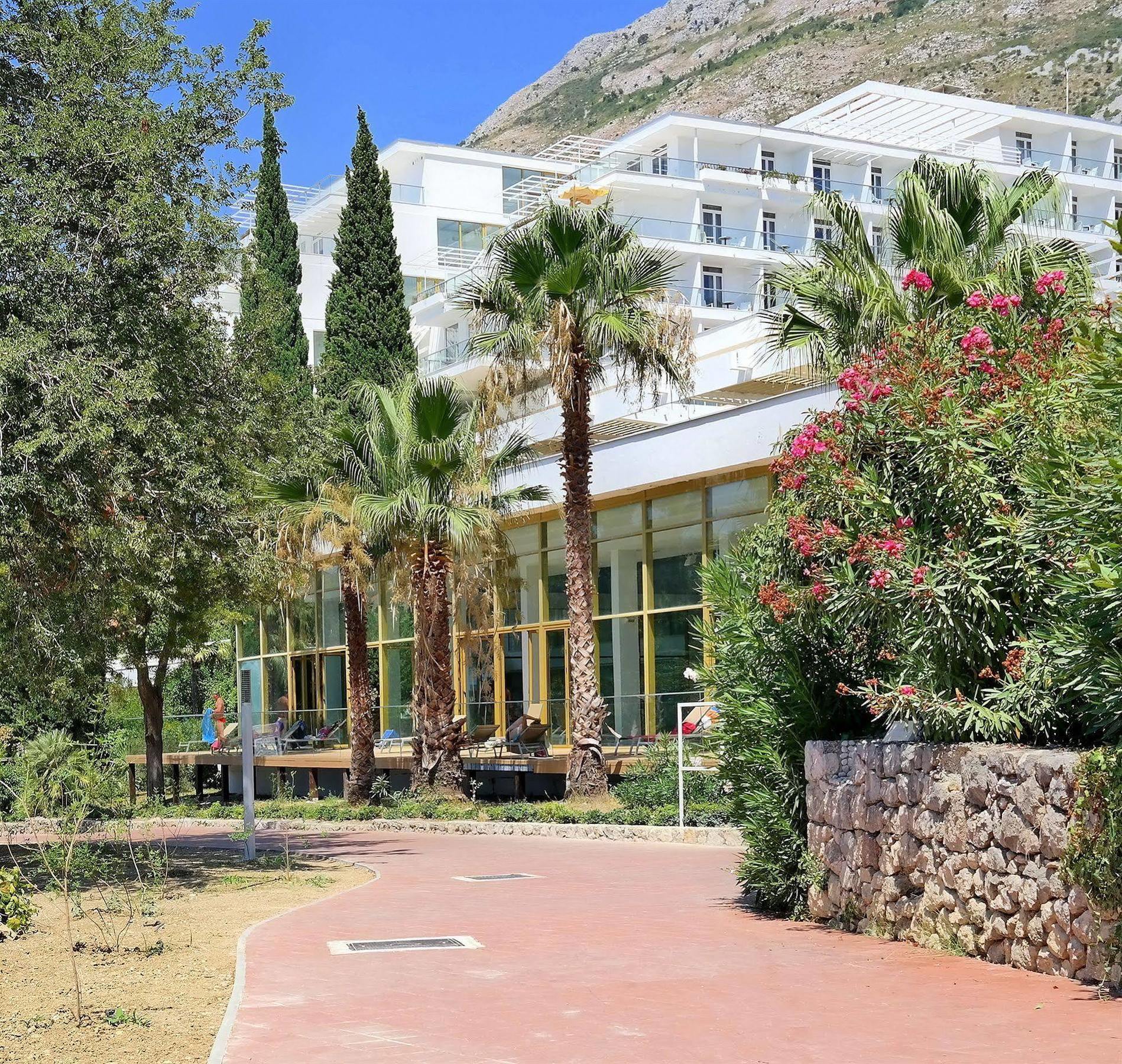 Astarea 2 Hotel Млини Екстериор снимка