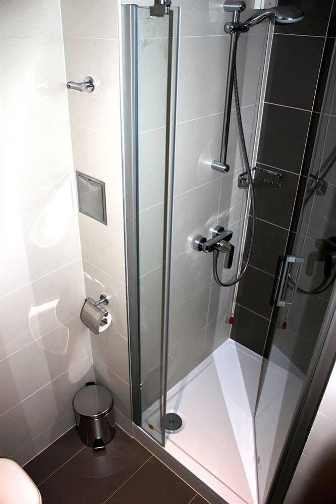 Astarea 2 Hotel Млини Екстериор снимка