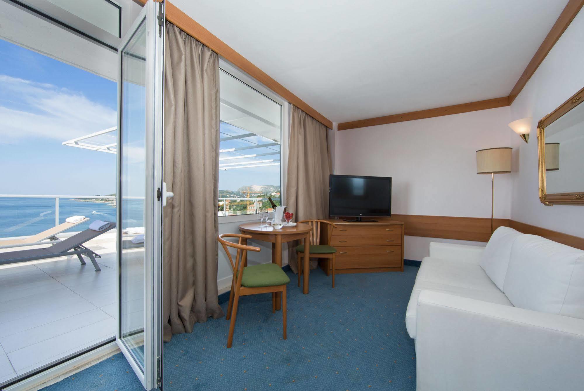 Astarea 2 Hotel Млини Екстериор снимка