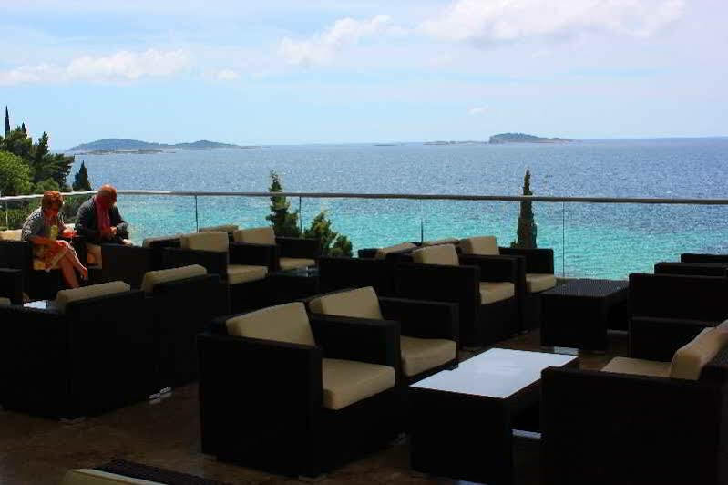 Astarea 2 Hotel Млини Екстериор снимка